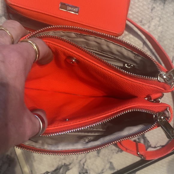 Womens Jewel by Thirty-One Hot Orange Crossbody Bag & matching Wallet. EUC! 💋🔥 - Picture 5 of 14